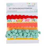 Set de 7 cintas encaje y pompones, rojo con dorado y verde