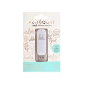 Unidad USB con 200 diseños de Heidi Swapp We R Memory Keepers