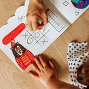 Libro borrable Koco play time