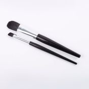 Set brochas x 2 piezas, mango negro con plateado