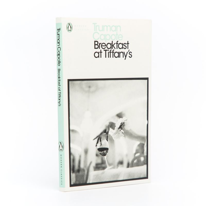 breakfast-at-tiffany-s-1-9780141182797
