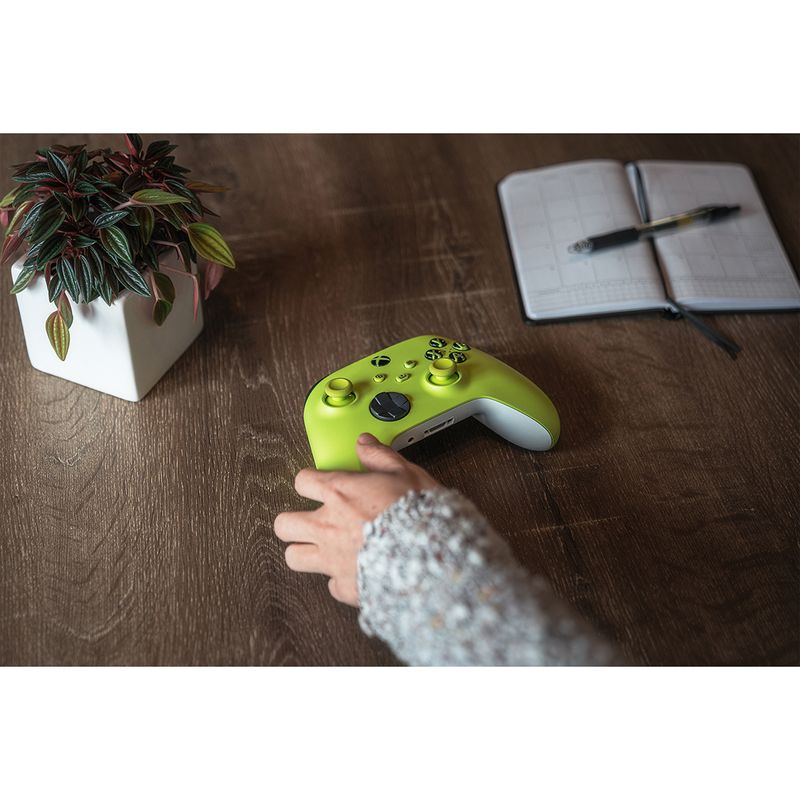 control-inalambrico-xbox-electric-volt-verde-9-889842716511