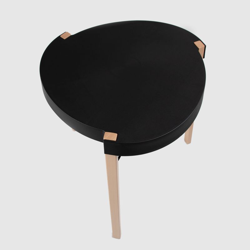 mesa-auxiliar-negra-melmac-54-5-x-70-cm-1-7701016136938