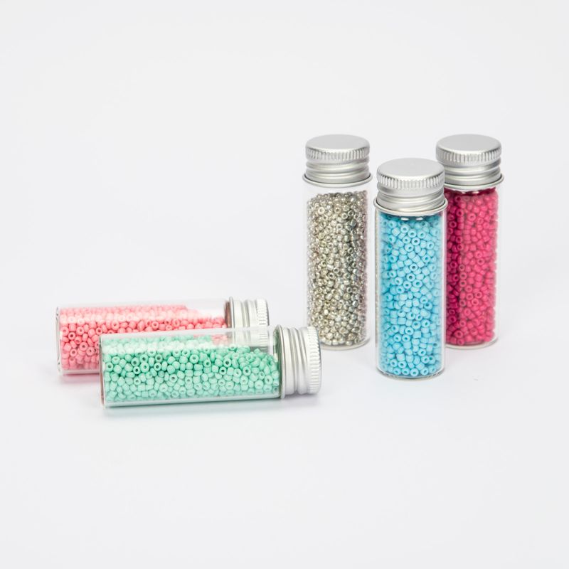set-de-mostacillas-de-colores-5-frascos-4-7701016088510