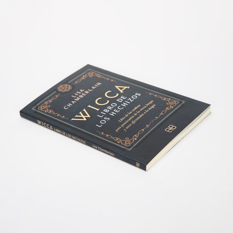 wicca-libro-de-los-hechizos-2-9788417851118