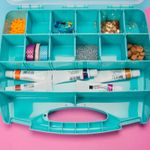 caja-organizadora-verde-de-30-2-x-26-5-cm-con-20-compartimentos-2-7701016038621