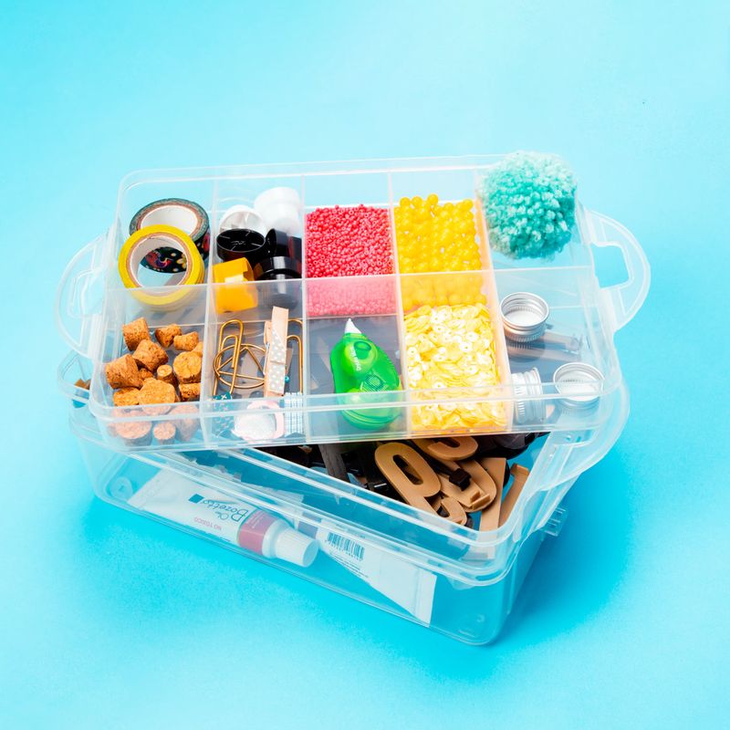 caja-organizadora-transparente-de-13-2-x-23-x-15-cm-con-manija-7701016088589