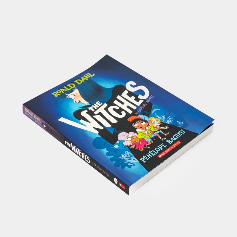 the-witches-3-9781338677430