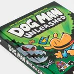 dog-man-unleashed-4-9781338741049