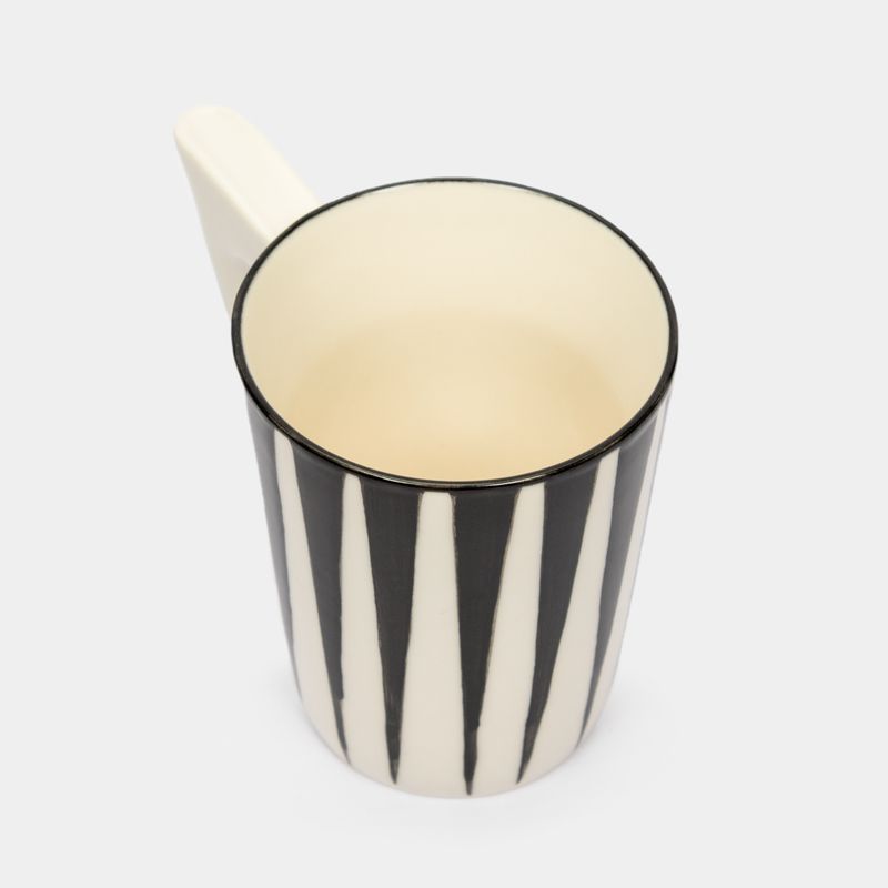 mug-en-ceramica-450ml-blanco-diseno-rayas-negras-2-7701016264808