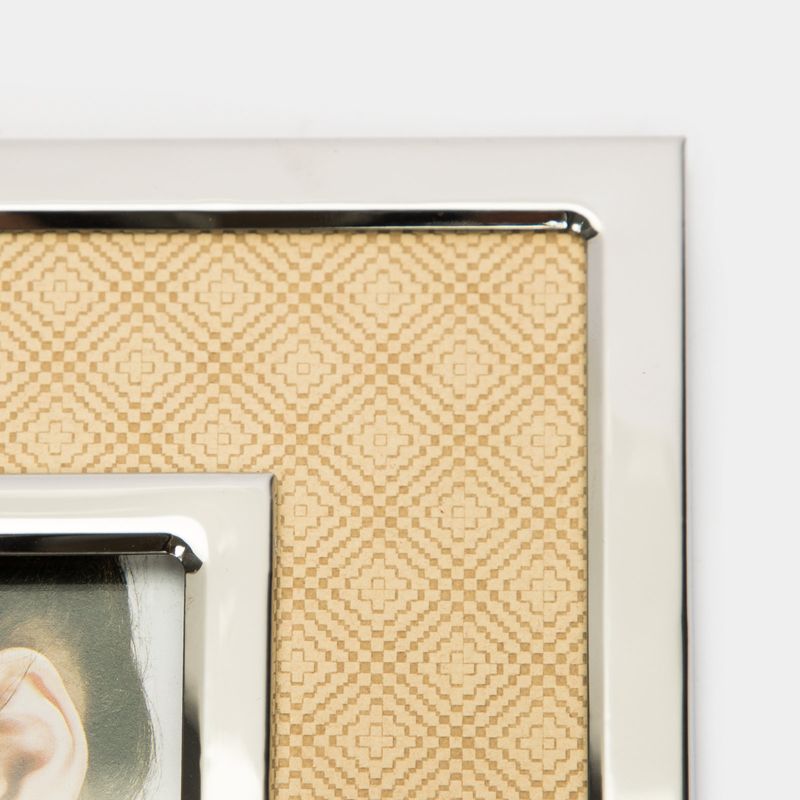 portarretrato-beige-con-rombos-y-borde-plata-10-x-15-cm-3-7701016263290