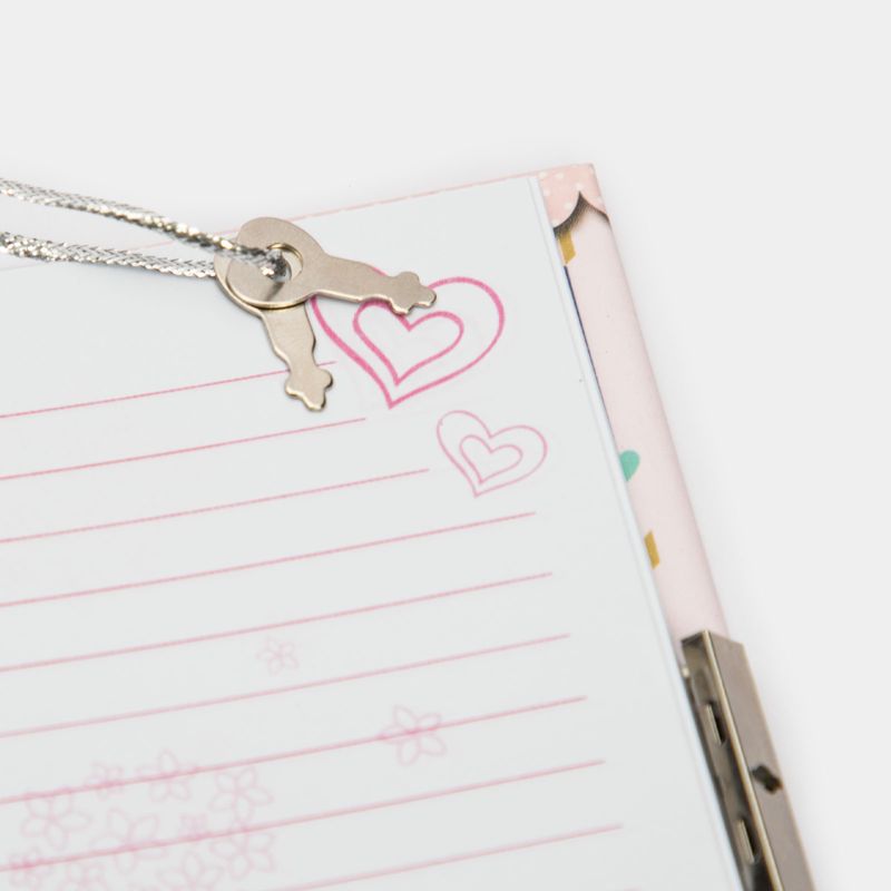 diario-de-seguridad-con-estuche-buho-corazones-rosado-13-2-x-13-3-cm-3-7701016392044