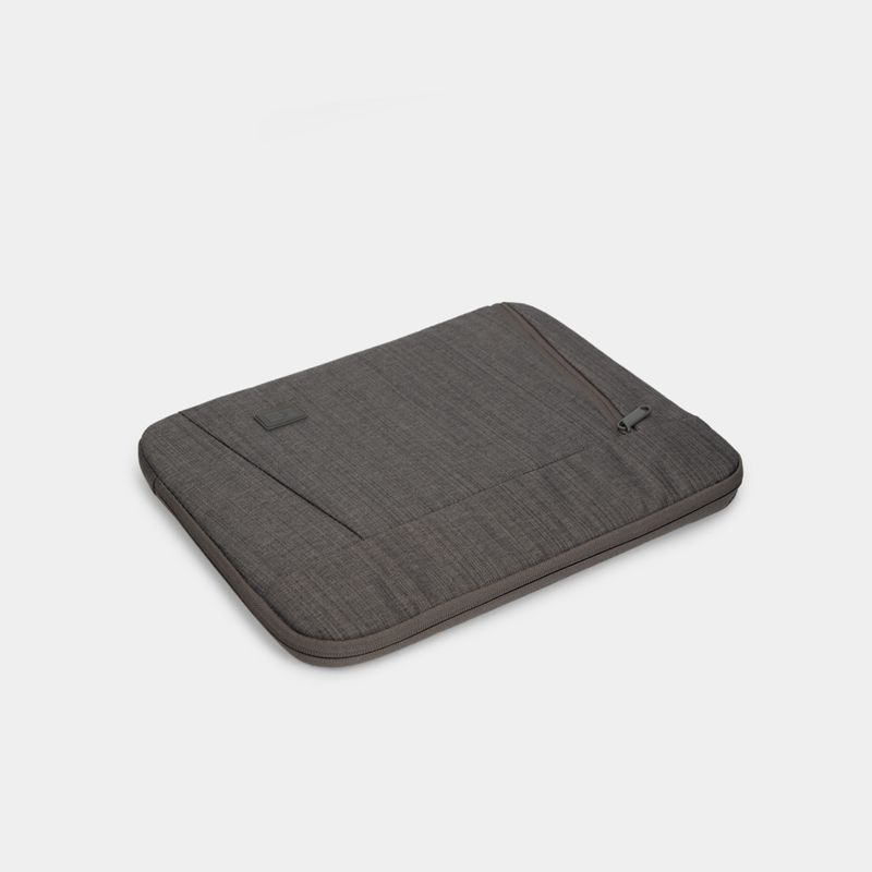 funda-para-portatil-huxton-case-logic-de-14-gris-2-85854251242