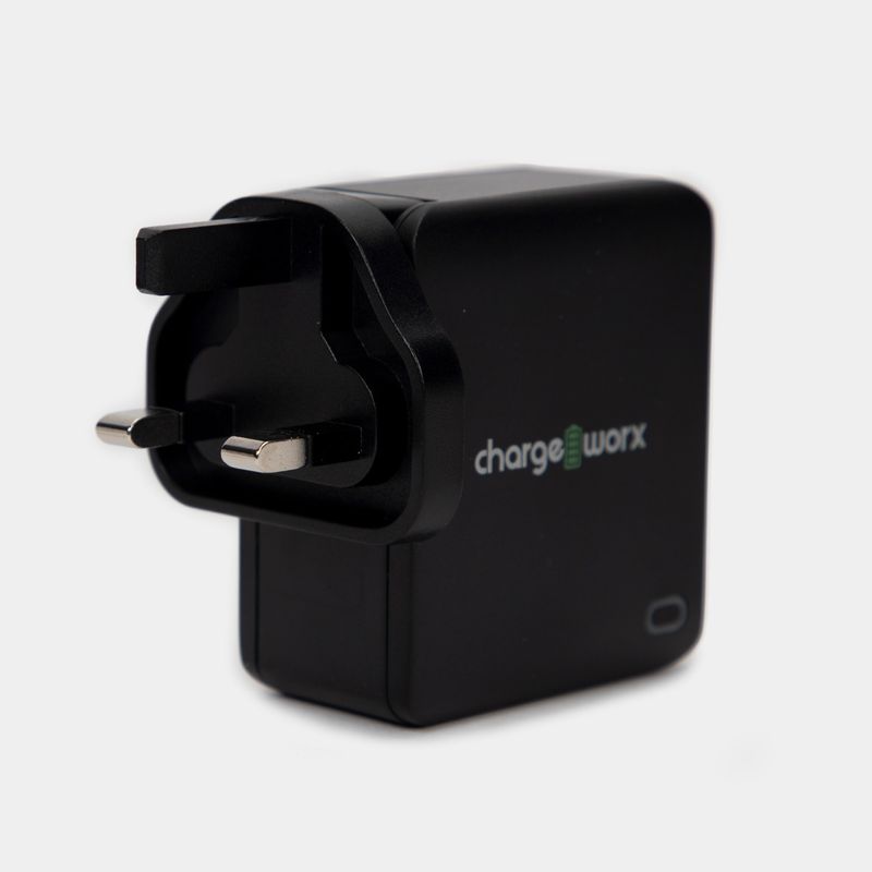 adaptador-universal-con-4-puertos-4-2amp-negro-6-643620009062
