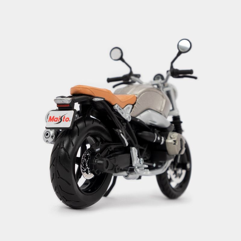moto-coleccionable-bmw-r-nine-t-scrambler-plateada-3-7701016374293