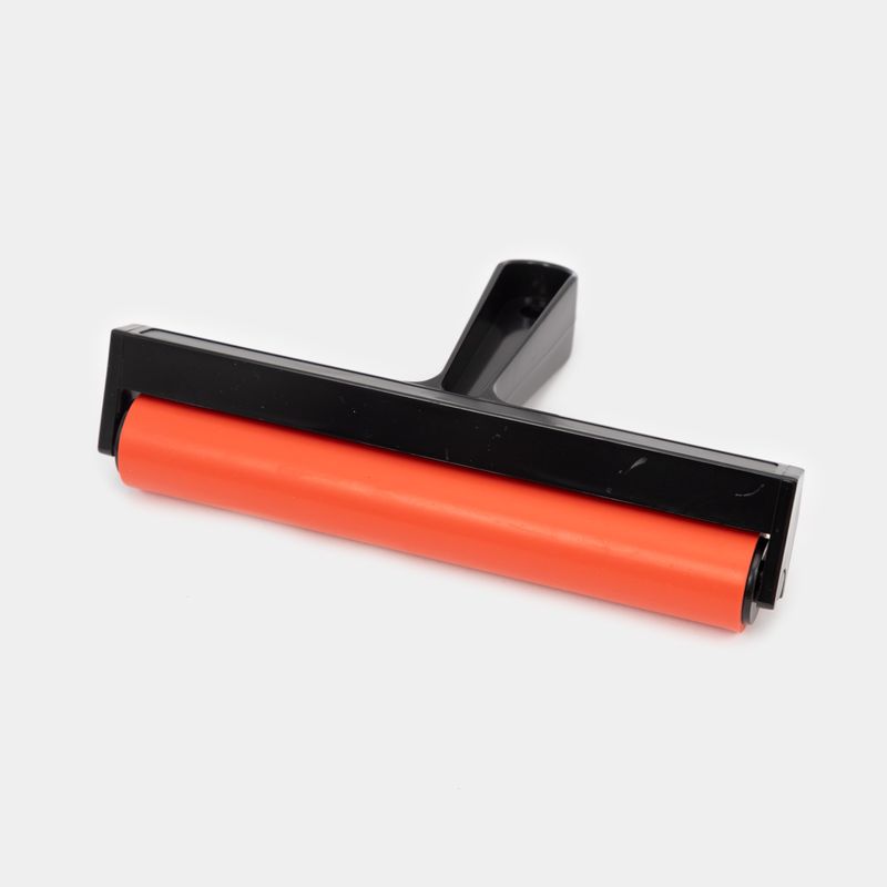 rodillo-de-goma-brayer-19-8-cm-rojo-negro-3-7701016358200