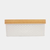 Cesta organizadora blanca con borde tipo bamboo 13.6 x 35.2 x 25.8 cm