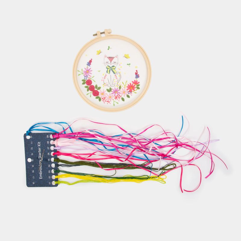 set-de-bordado-x15-piezas-diseno-gato-con-flores-2-7701016386852