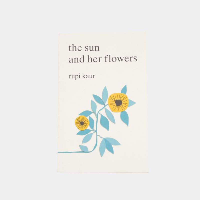 the-sun-and-her-flowers-9781501192500