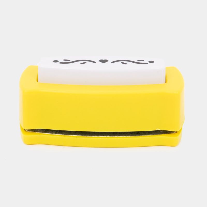 troquel-amarillo-diseno-bordes-de-corazon-7701016434744