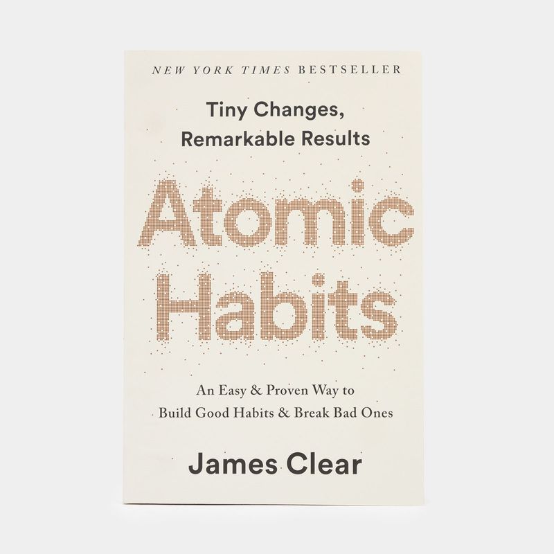 atomic-habits-an-easy-proven-way-to-build-good-habits-break-bad-ones-9780593189641