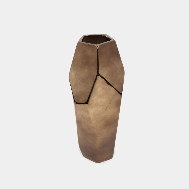 jarron-pentagono-bronce-metalizado-36-x-15-x-15-5-cm-2-7701016345873