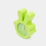 reloj-de-mesa-diseno-mano-verde-2-7701016366700