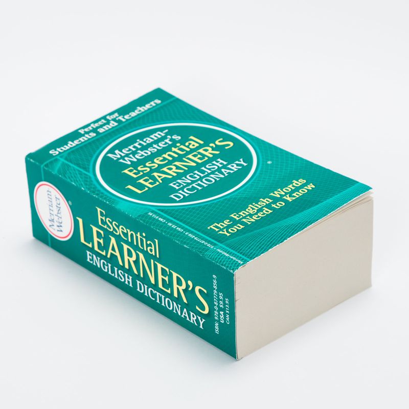 merriam-webster-s-essential-learner-s-english-dictionary-3-9780877798569