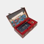 harry-potter-hogwarts-trunk-collectible-set-4-9780762474738