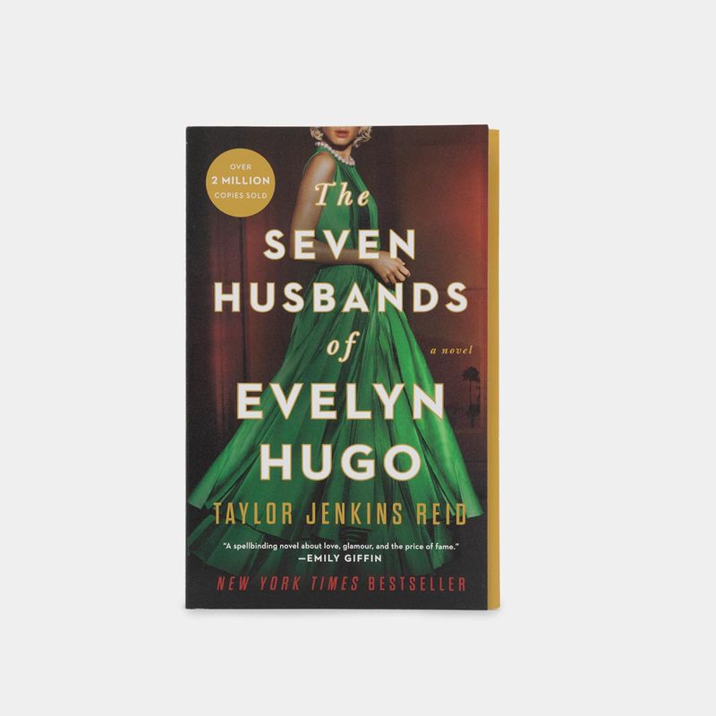 the-seven-husbands-of-evelyn-hugo-9781501161933