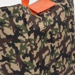 lonchera-termica-de-34-x-18-cm-verde-camuflado-4-7701016504959