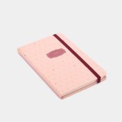 Libreta ejecutiva rosada con banda elástica 14.5 x 9.5 cm