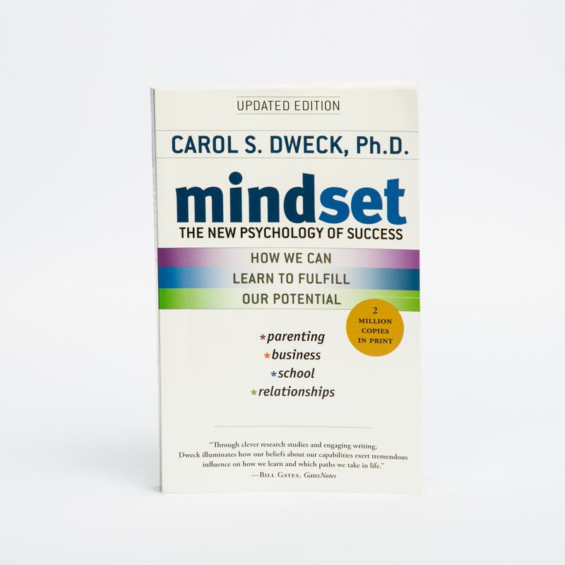 mindset-the-new-psychology-of-success-9780345472328