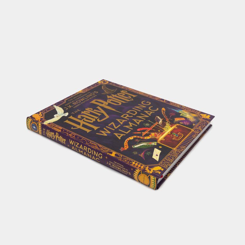 the-harry-potter-wizarding-almanac-3-9781339018140