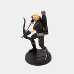 figura-marvel-ojo-de-halcon-2-7701016669542