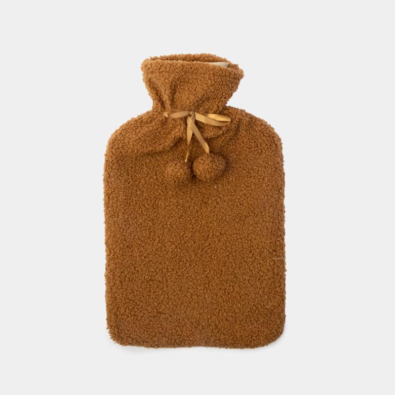 bolsa-para-agua-caliente-con-pompon-ocre-de-2l-7701016611435