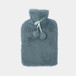 bolsa-para-agua-caliente-con-pompon-de-2l-gris-azulado-7701016611459