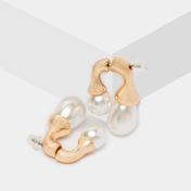 Aretes cortos con esferas