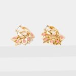 aretes-dorados-tipo-candonga-con-dijes-de-estrellas-y-corazones-7701016610773
