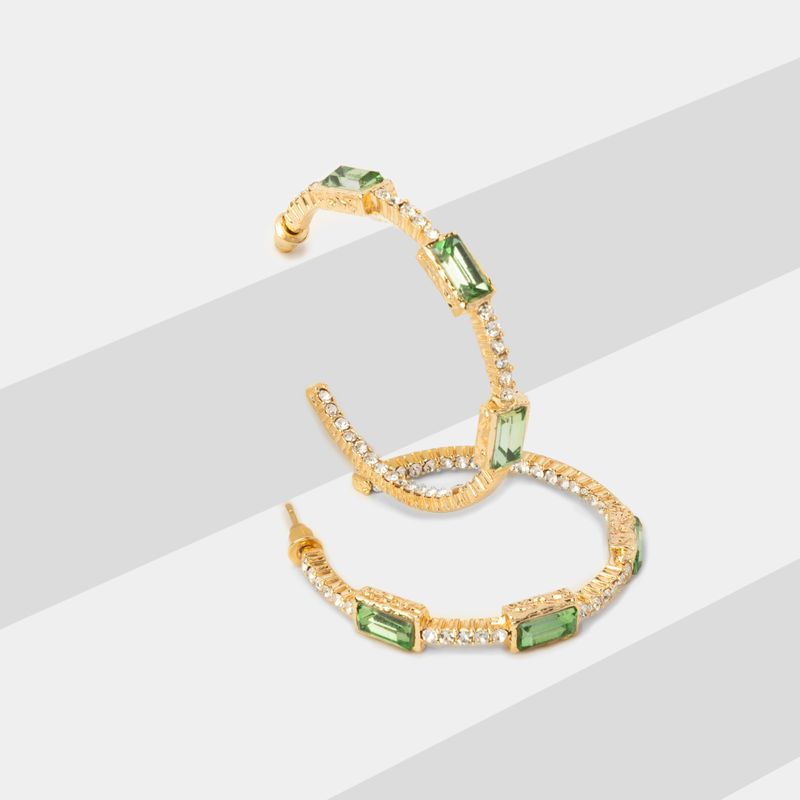aretes-dorados-diseno-semiaro-con-piedras-verdes-7701016611992