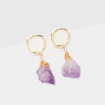 aretes-dorados-blancos-con-piedras-moradas-7701016611800