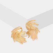 Aretes de topo con diseño de remolino, dorados
