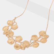 Collar de hojas, dorado