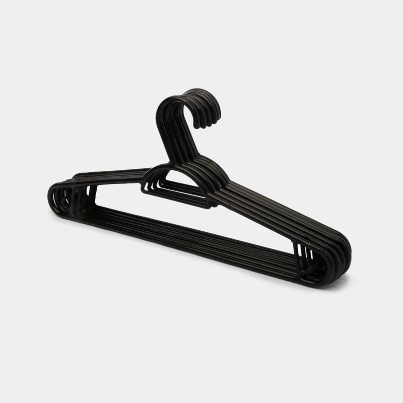 ganchos-negros-para-ropa-de-40-x-19-5-cm-x-6-unidades-2-7896359033935