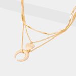collar-dorado-triple-con-dijes-de-corazon-y-luna-7701016611152
