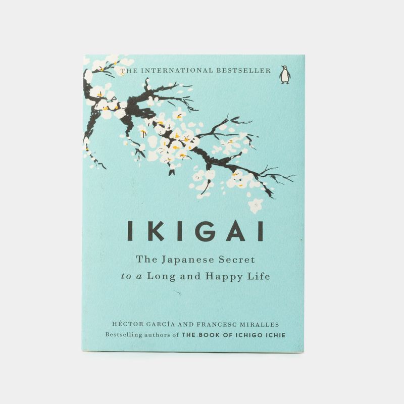 ikigai-the-japanese-secret-to-a-long-and-happy-life-9780143130727