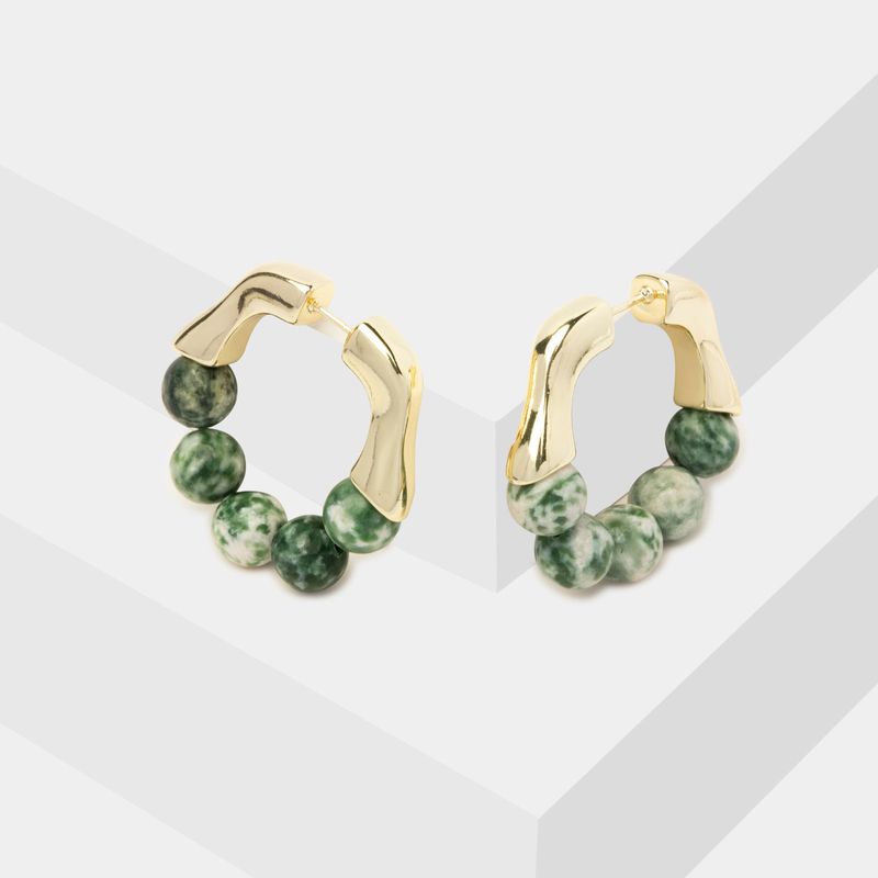 aretes-candongas-doradas-con-esferas-verdes-blanco-7701016611749