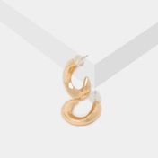 Aretes semiaros dorados
