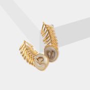 Aretes cortos con forma de hojas