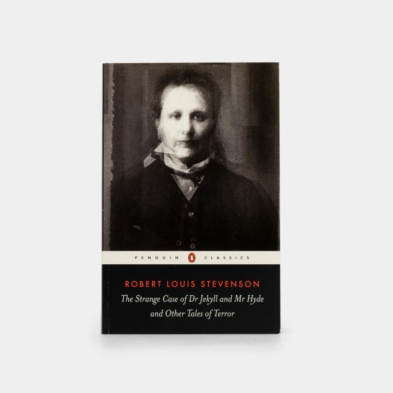 the-strange-case-of-dr-jekyll-and-mr-hyde-and-other-tales-of-terror-9780141439730